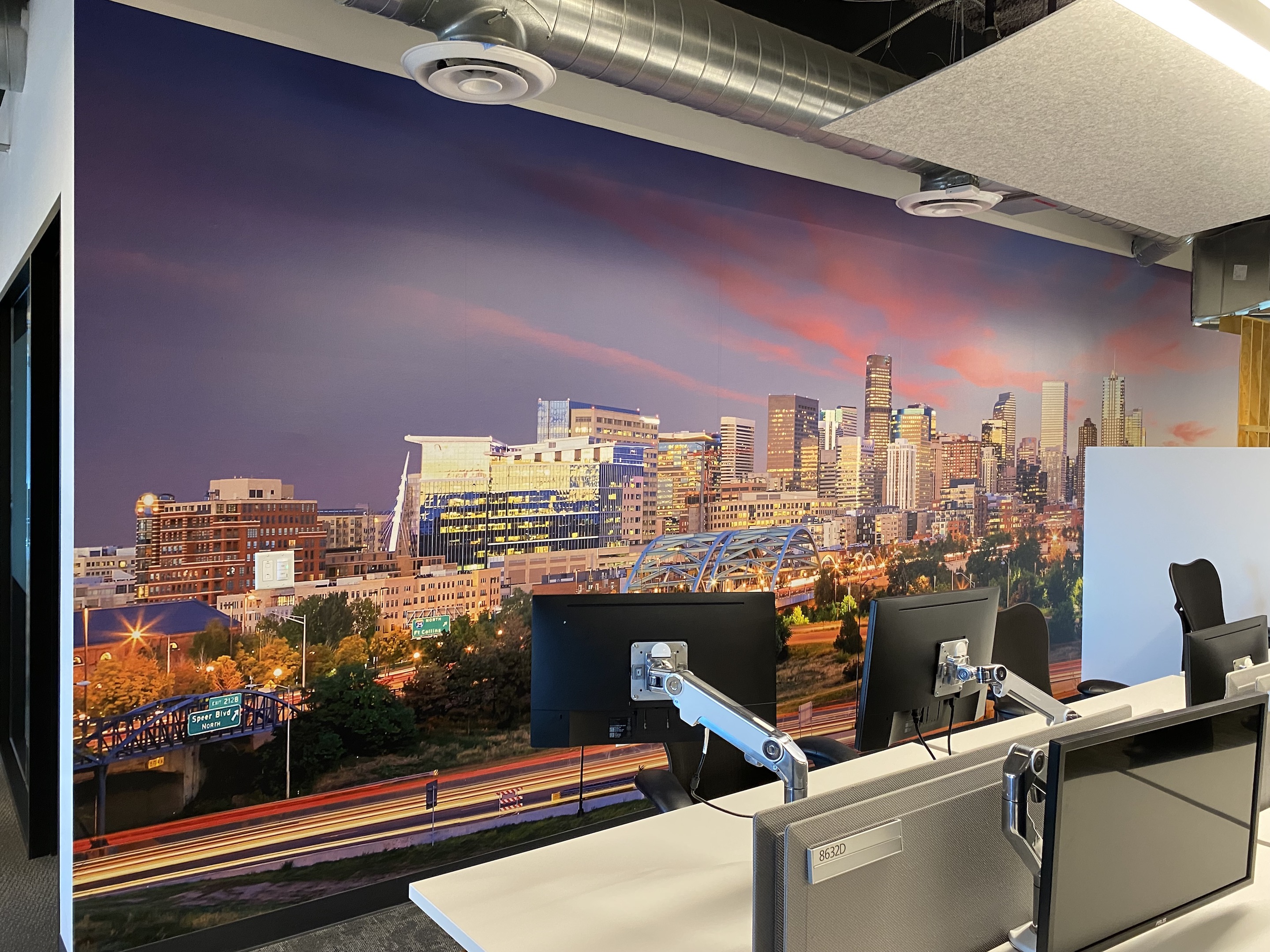 WALL GRAPHICS